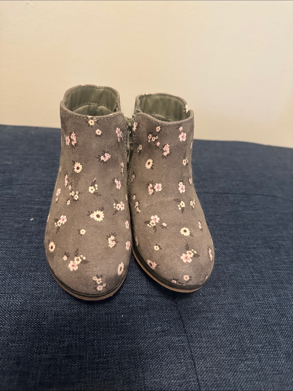 Cat & Jack Gray Floral Suede Ankle Boots for Kids